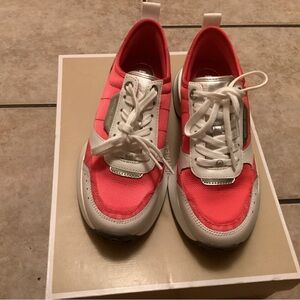 Stylish Women's Pink and White Sneakers